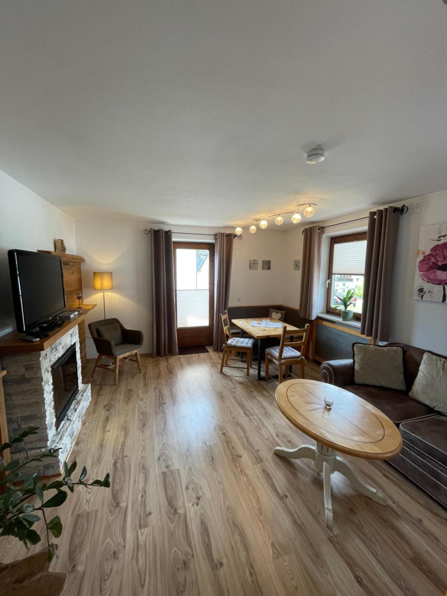 Gaestehaus Gastl Mieming Bagian luar foto