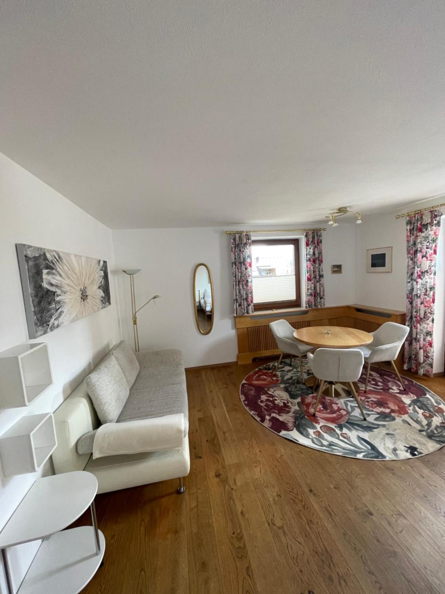 Gaestehaus Gastl Mieming Bagian luar foto